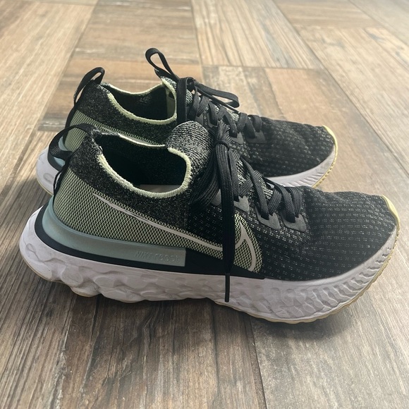 Nike React Infinity Run FK sneakers size 9 - Picture 4 of 10